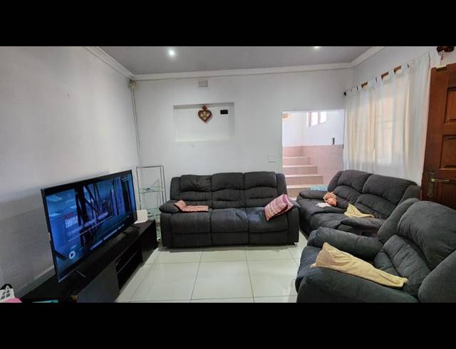 4 BEDROOM HOUSE FOR SALE IN SHERWOOD